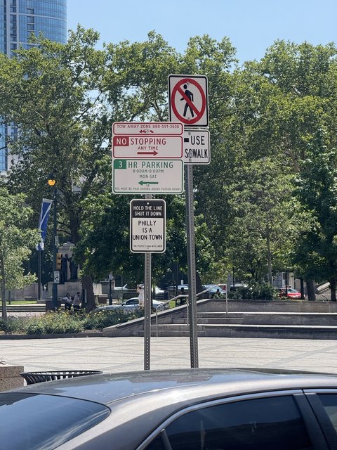 HOLD THE LINE - Photo