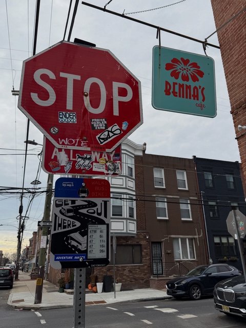 GET OUT THERE - Photo