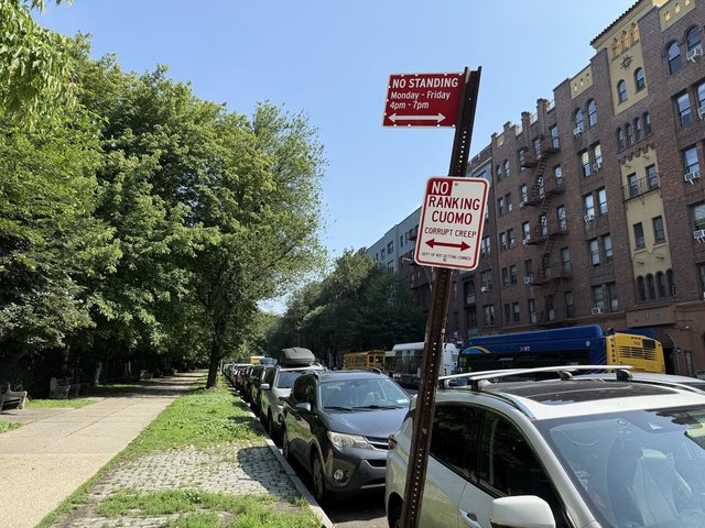 CORRUPT CREEP - Photo