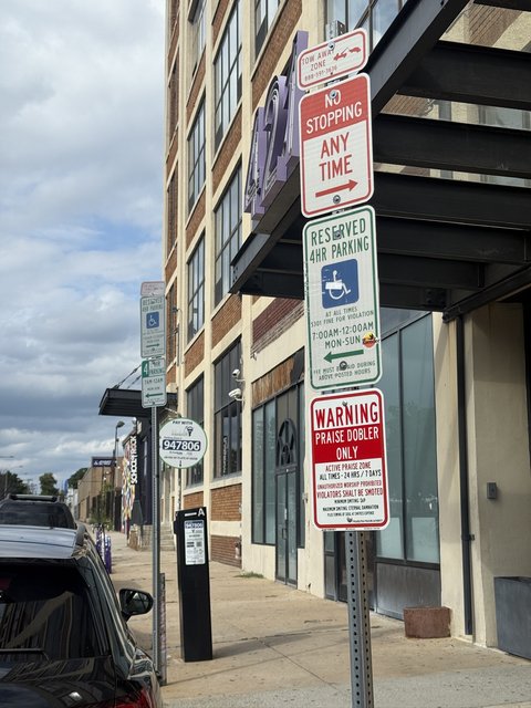 PRAISE DOBLER - Photo